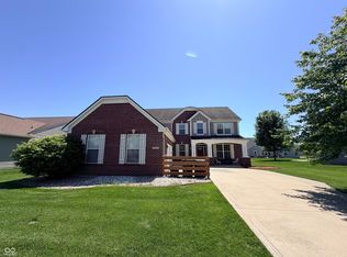 1215 Siena Dr, Greenwood, IN 46143