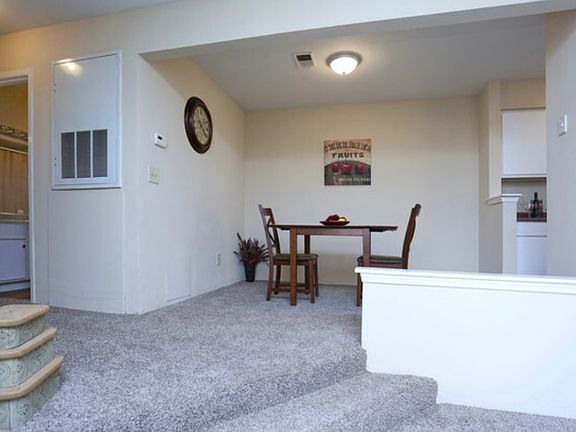3rd image of 150 Spinnaker Ridge Dr SW #2B-2Ba-1115Sqft