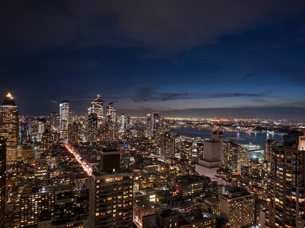 25 Columbus Circle image 18 of 47