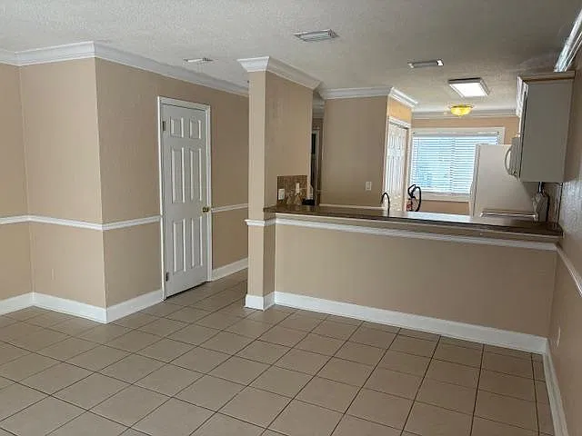 480 Reed Canal Rd — Photo 2