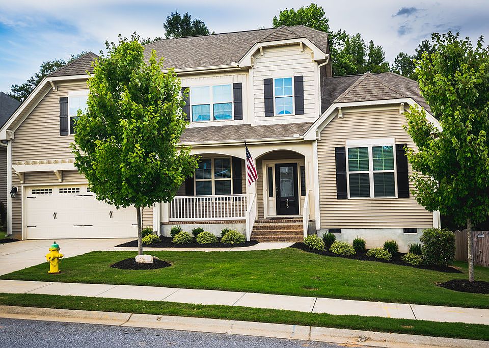 1st image of 340 Leigh Creek Dr