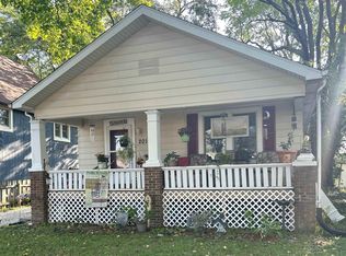 2016 S Spring St, Springfield, IL 62704