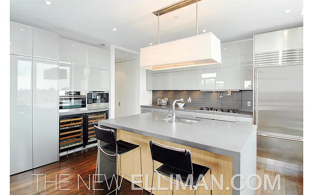Sold by Douglas Elliman | media 21