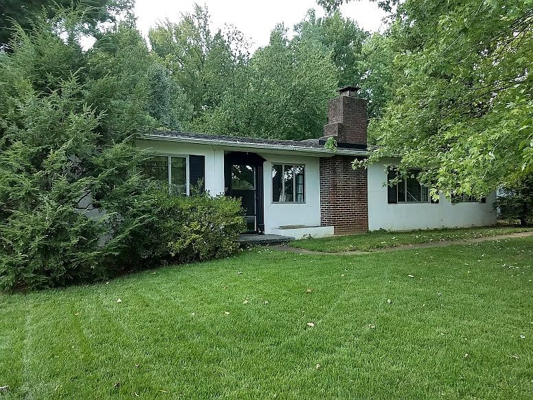1st image of 2721 Wayside Dr
