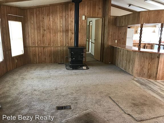 5th image of 2100 Taylor St