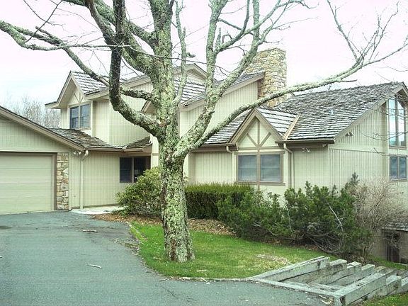 2nd image of 181 Woodland Way
