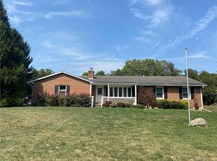 1055 Stone Dr, West Alexandria, OH 45381