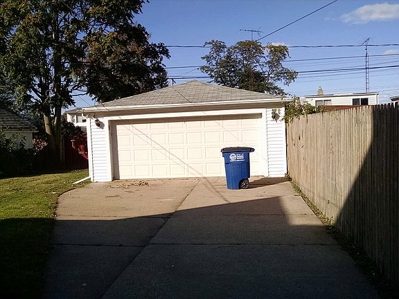 Two Car Unattached Garage