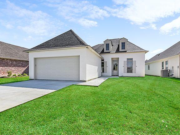 2nd image of 10364 Belle Isle Dr