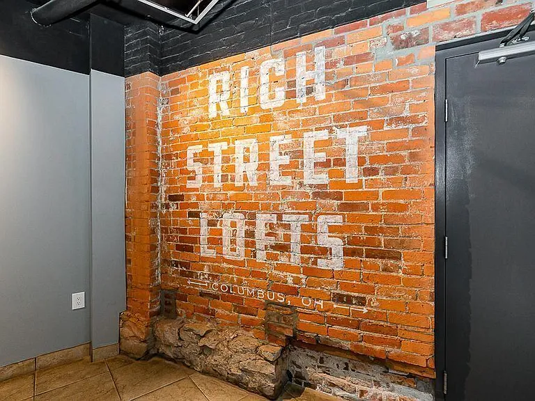 432 E Rich St #4E — Photo 2