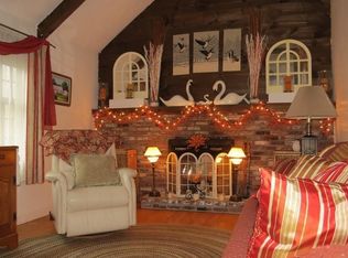 21 Oaken Bucket Ln, Plymouth, MA 02360