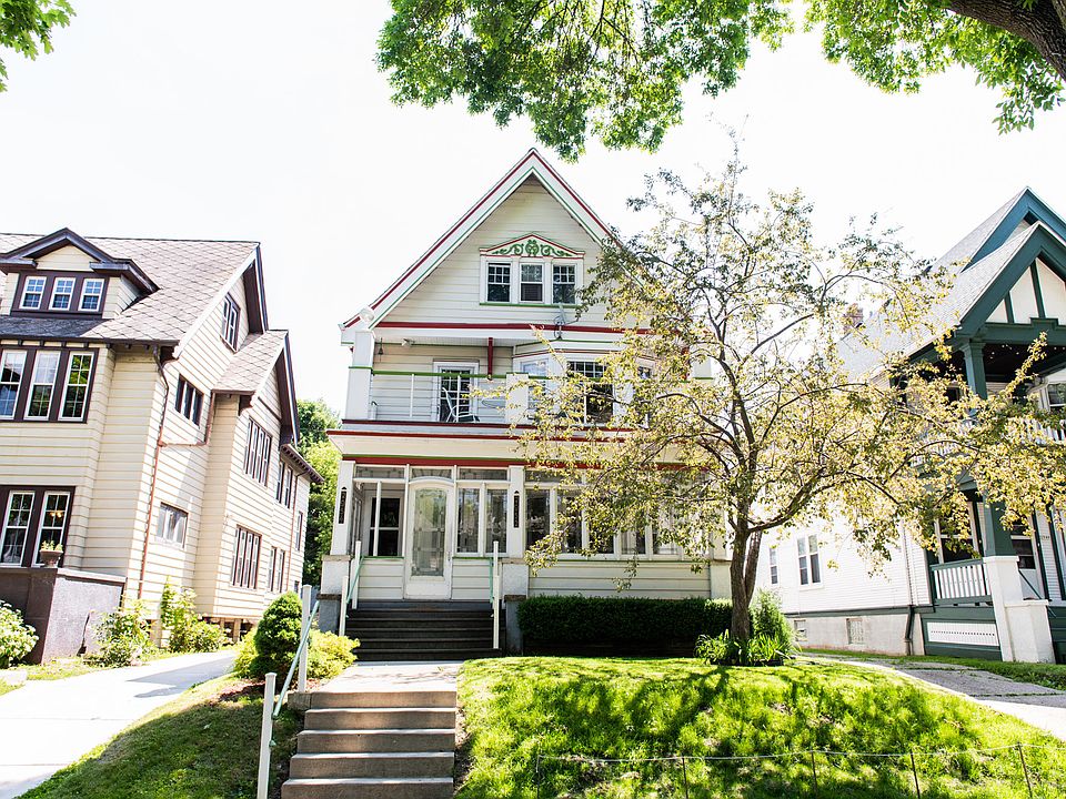 1st image of 2952 N Frederick Ave #2954