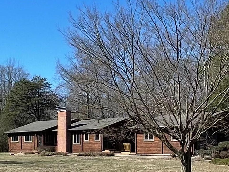 1st image of 25655 Southwell Ln