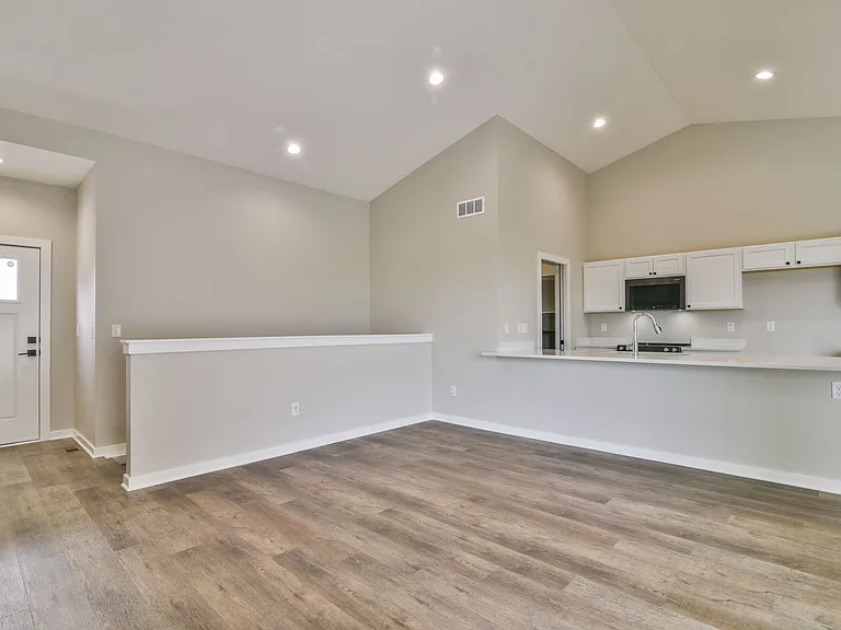 5343 N Pinecrest St — Photo 5