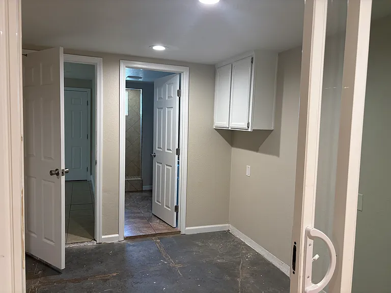 1610 Shirley St — Photo 14
