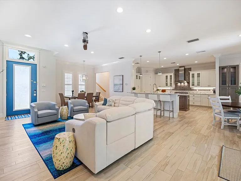 3919 Roberts Point Rd — Photo 11