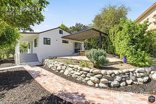 4117 Barrett Rd Photo 1
