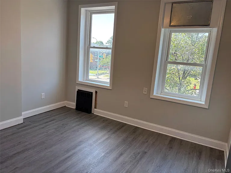 193-14 Jamaica Ave #2 — Photo 9