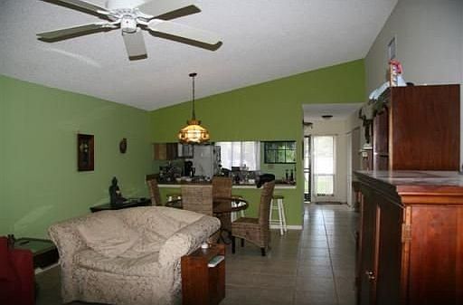 1st image of 4092 Palm Forest Dr S