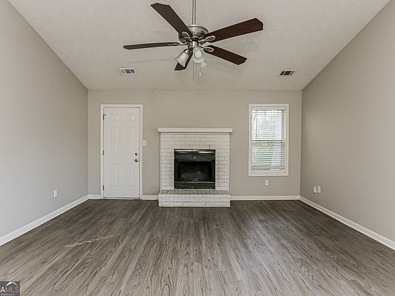 2nd image of 10442 Tara Pointe Dr