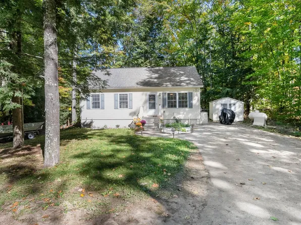 37 White Birch Road, Barnstead, NH 03218