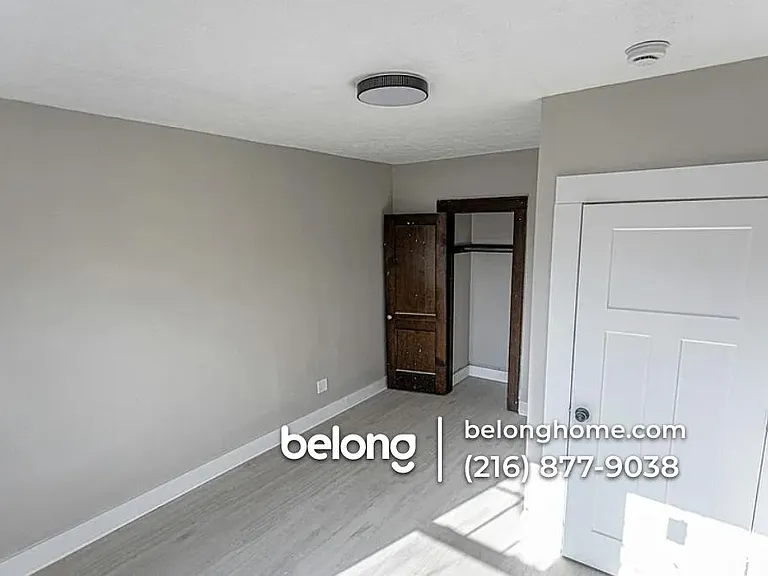 12009 Clifton Blvd #7 — Photo 8