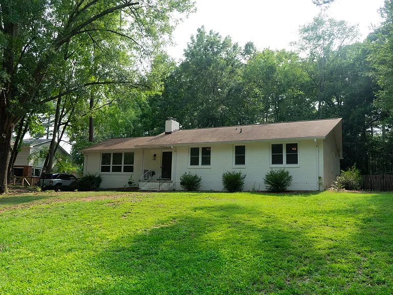 306 Plum Ln — Photo 26