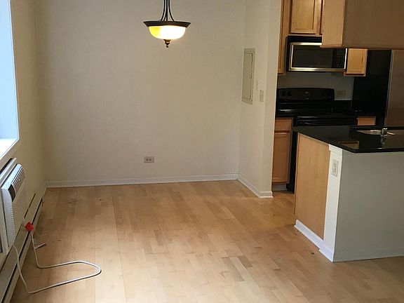 4th image of 709 Strom Dr APT 104