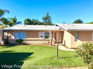 2471 Hummingbird Hill Ln, Fallbrook, CA 92028