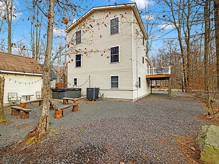 309 Stroud Ct — Photo 40