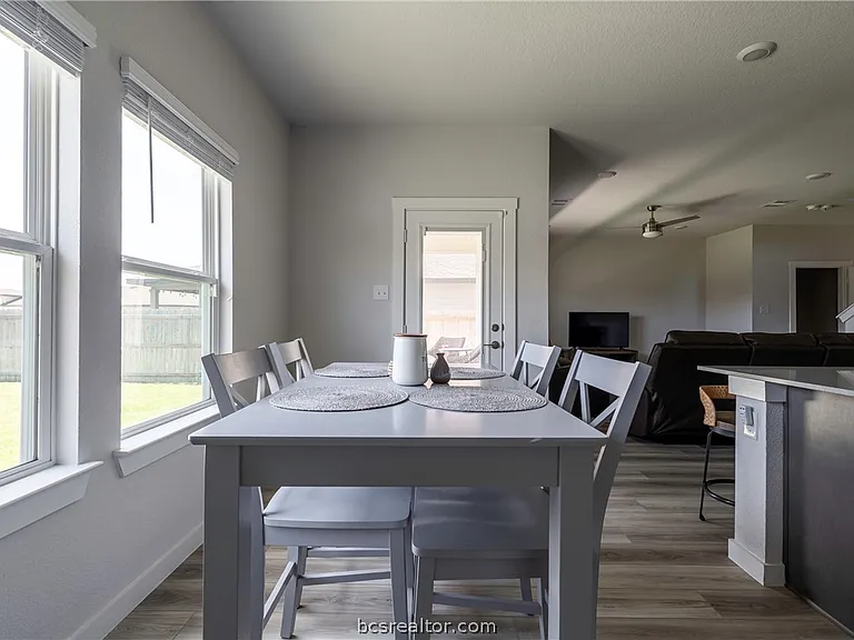 956 Lady Bird Ln — Photo 14