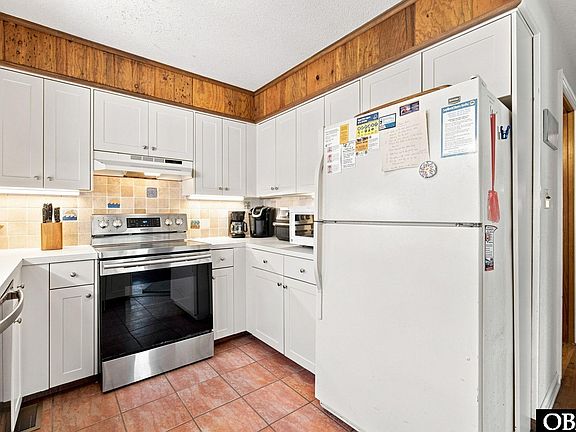 5th image of 32 Dolphin Run Lot 1-4