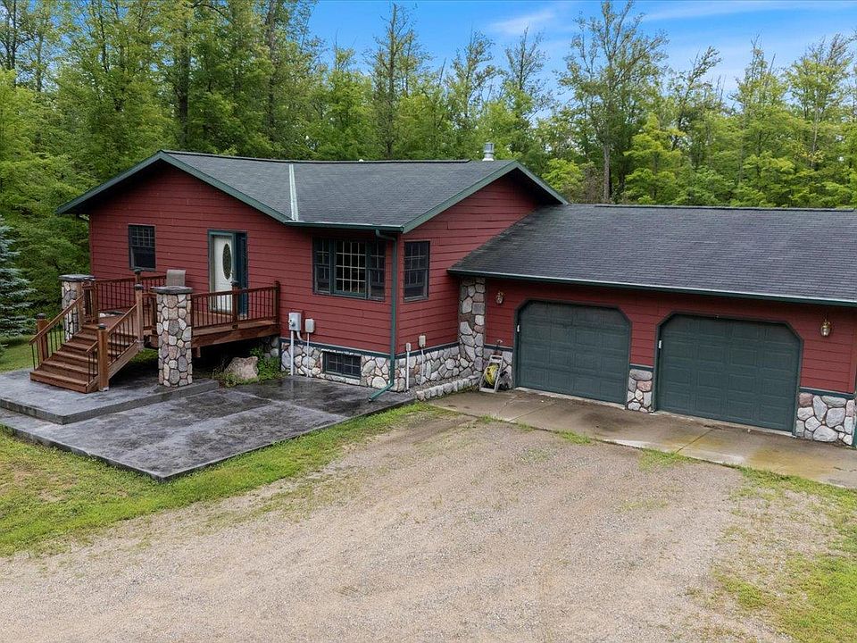1st image of 21666 Bay Port Pl