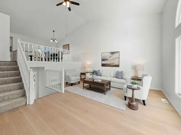 4124 New York Ave, Eagan, MN 55123