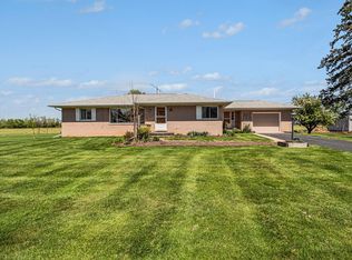 1206 Mooreville Rd, Milan, MI 48160