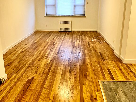 3rd image of 3608 Bell Blvd APT 4A
