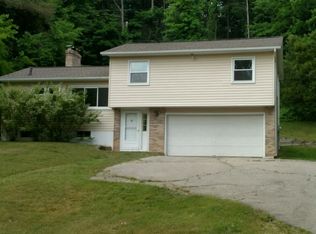 8101 E Fulton St, Ada, MI 49301