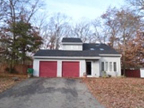 3rd image of 2102 Oak Knoll Dr