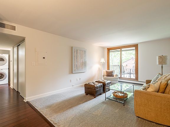 4th image of 6100 W Stonehedge Dr APT 228
