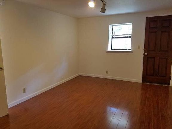 5th image of 1332 34th Ave