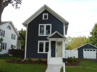 162 Maple St, Sugar Grove, IL 60554