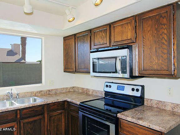 3rd image of 4809 W Windrose Dr