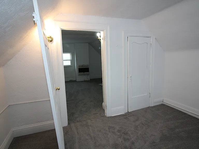 249 Dilworth St — Photo 23