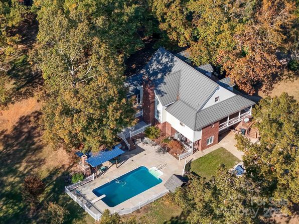 846 Windy Oaks Way, Lancaster, SC 29720