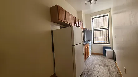 Rented by Matthew Gros-Werter, LREB 