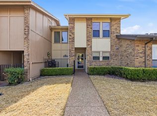 2923 Shady Knoll Ln, Bedford, TX 76021