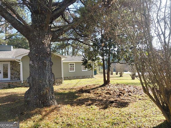 2nd image of 1411 Fairview Rd