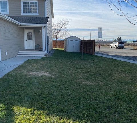 5th image of 1112 Biehl Dr APT C