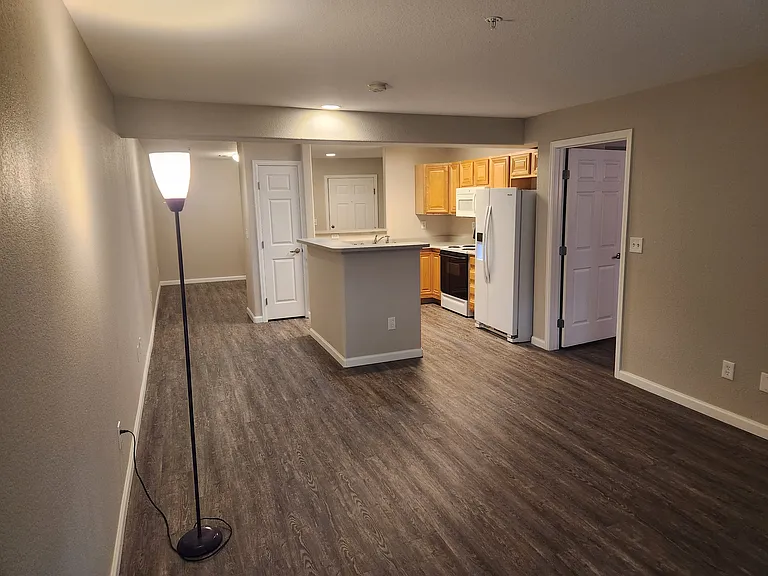 5201 S Fox St #104 — Photo 14