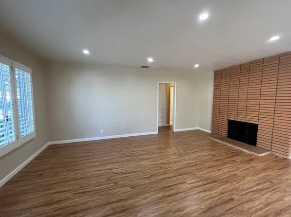 13836 Cohasset St, Van Nuys, CA 91405